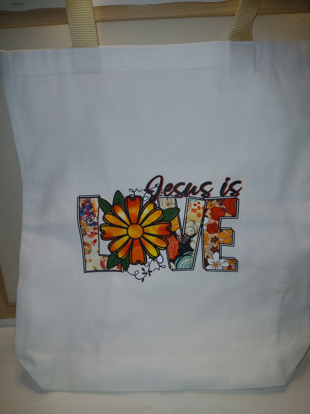 Tote Bag 'Jesus is Love' Floral